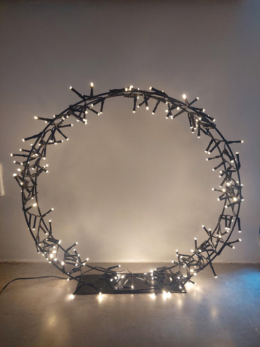 zwarte kerstkrans met verlichting voor binnen en buiten