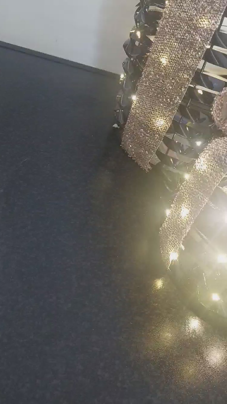 Details bekijken voor Kerstcadeaus met LED verlichting zwart en goud Kerstcadeaus met LED verlichting zwart en goud